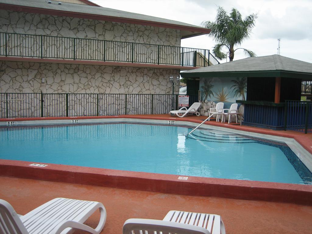 Garden Inn Homestead/Everglades/Gateway To Keys Eksteriør billede